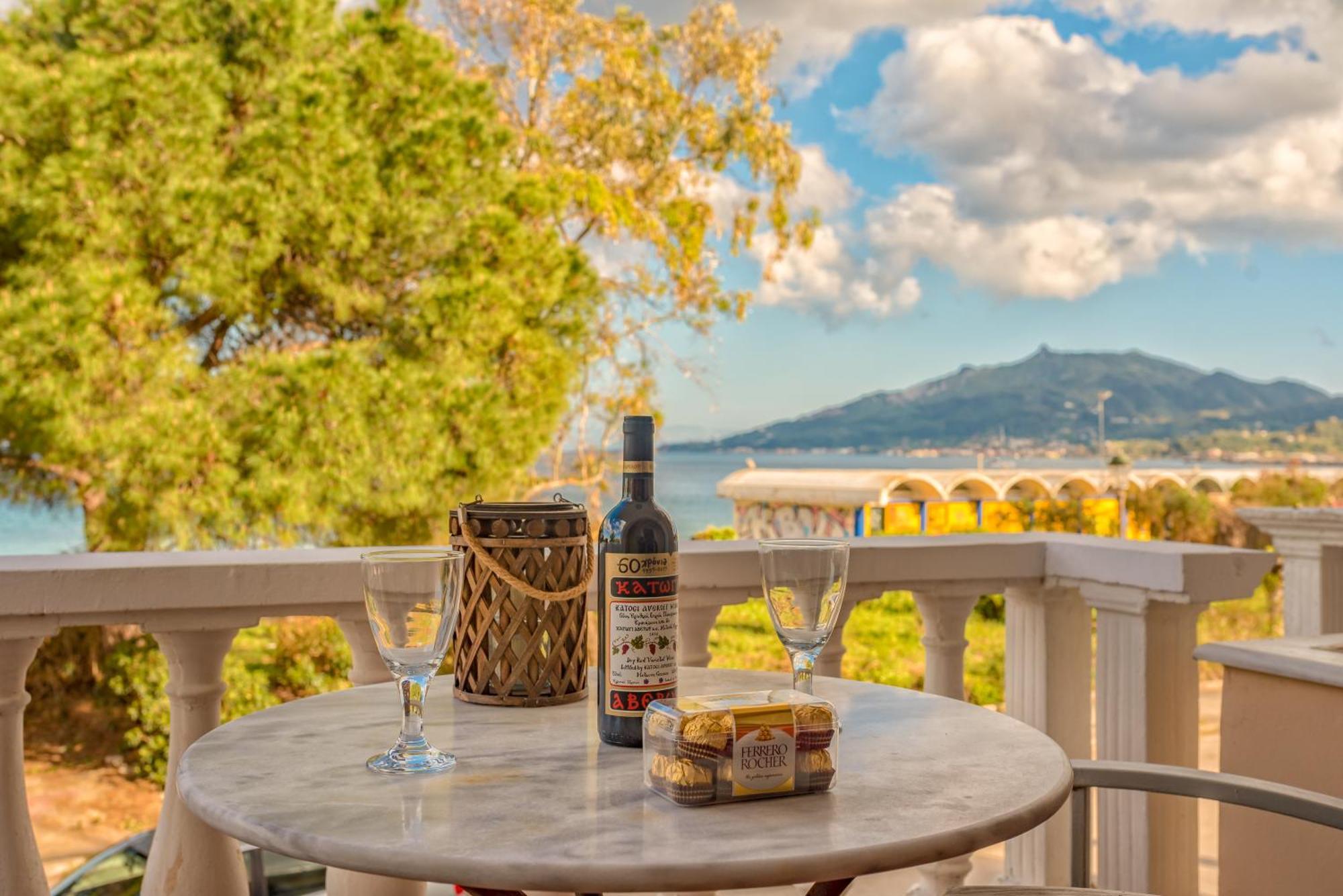 Seafront Spirit Suites Zakynthos Town Luaran gambar
