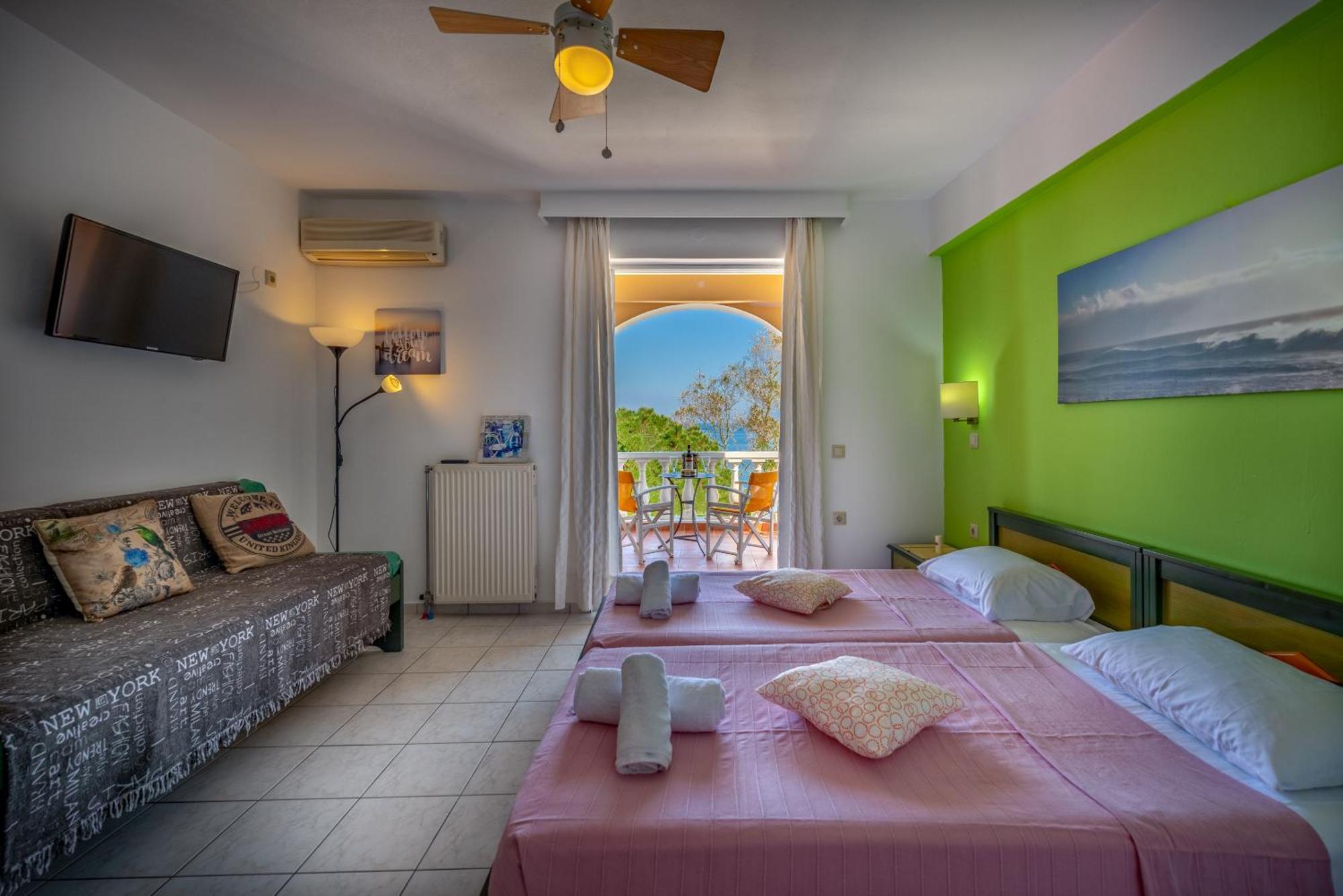 Seafront Spirit Suites Zakynthos Town Luaran gambar