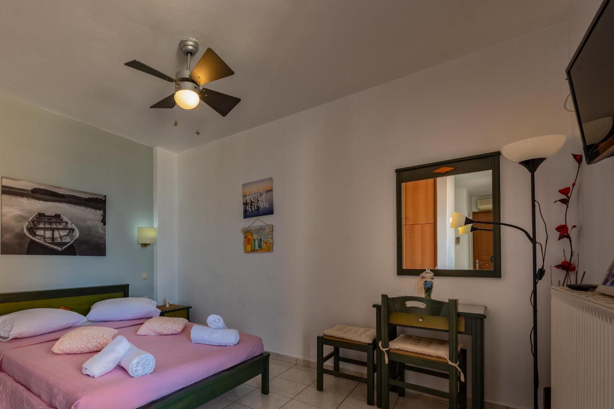 Seafront Spirit Suites Zakynthos Town Luaran gambar