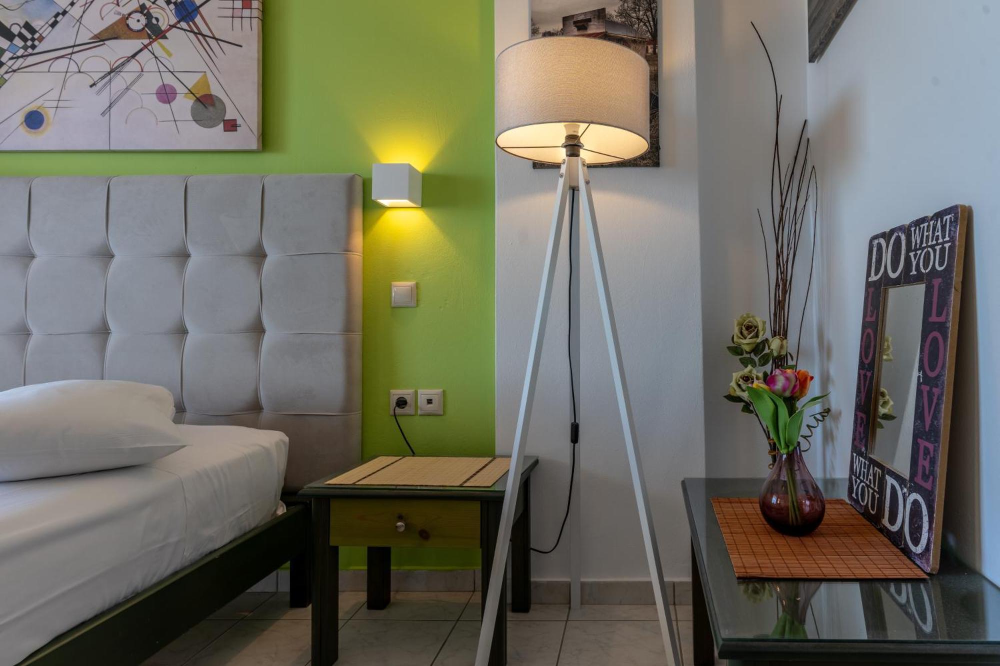 Seafront Spirit Suites Zakynthos Town Bilik gambar