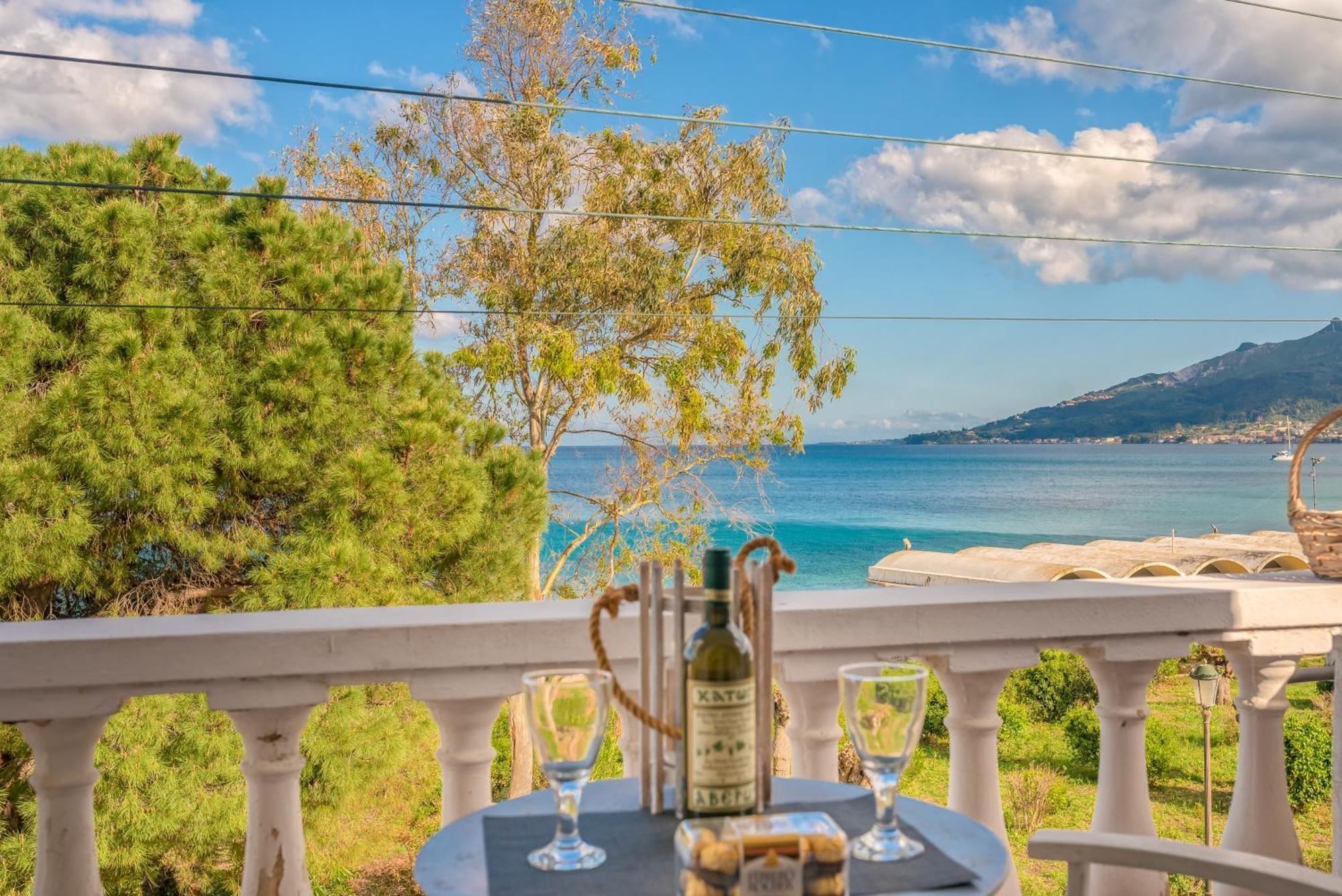 Seafront Spirit Suites Zakynthos Town Luaran gambar