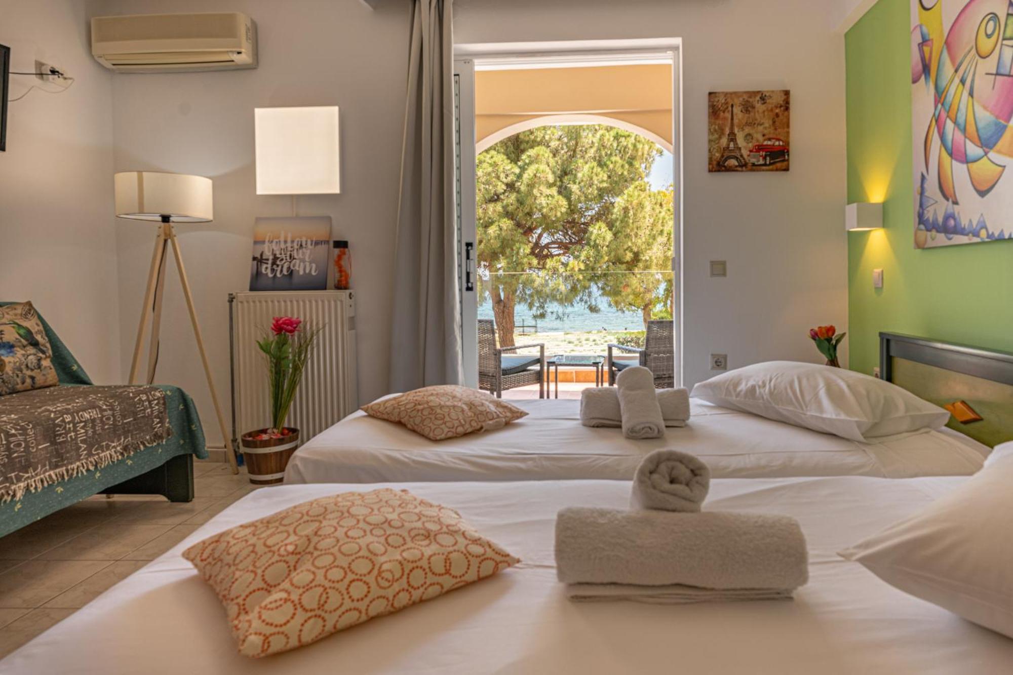 Seafront Spirit Suites Zakynthos Town Luaran gambar