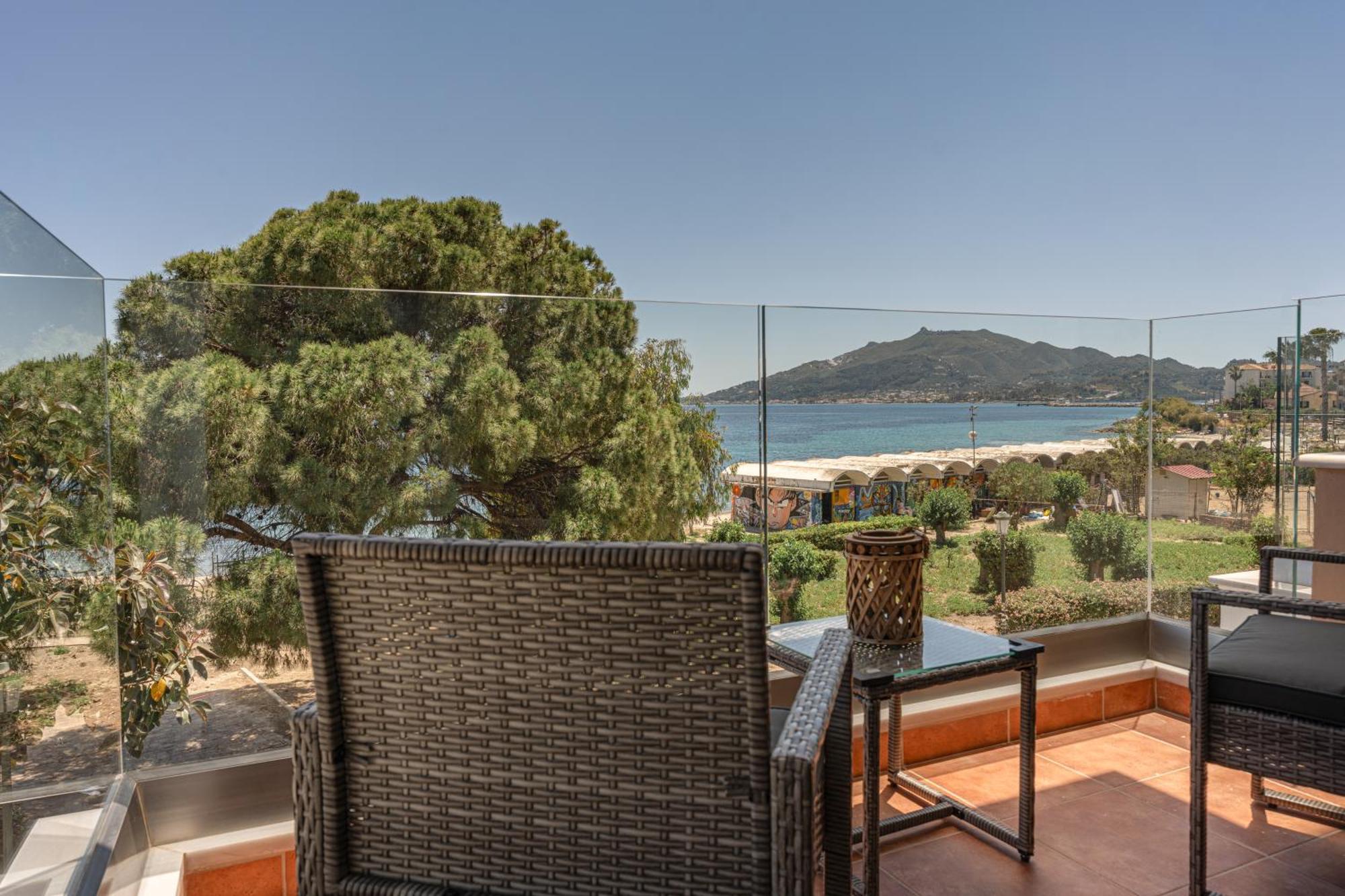 Seafront Spirit Suites Zakynthos Town Luaran gambar