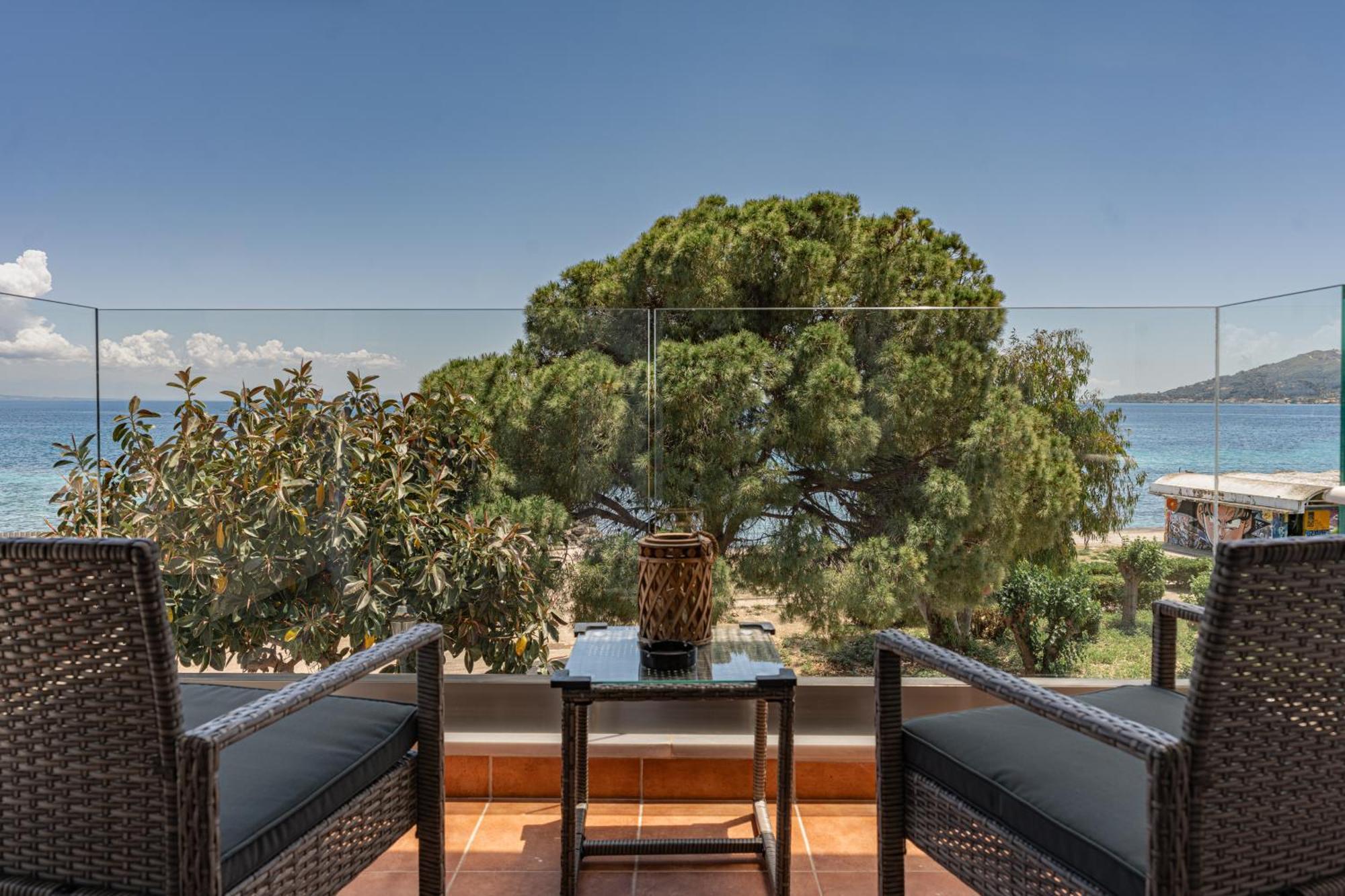 Seafront Spirit Suites Zakynthos Town Bilik gambar